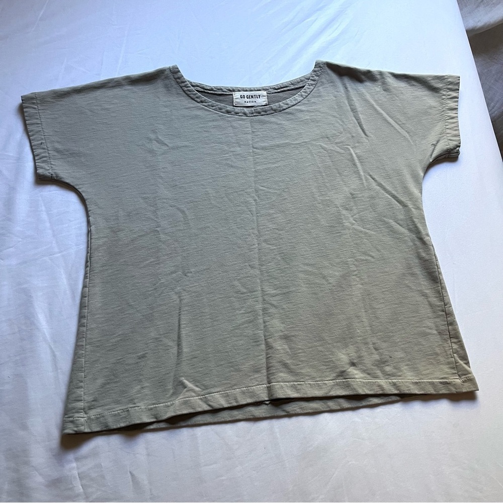 GO GENTLY NATION taupe tan short sleeve crew neck top shirt